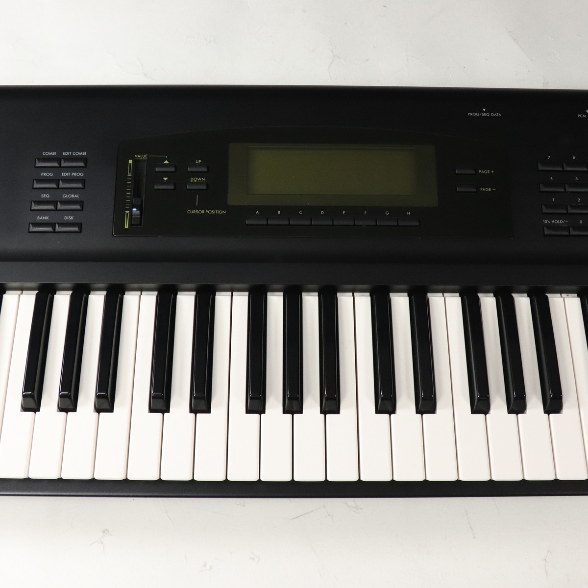 中古】KORG / 01/W FD Music Workstation 61Keys 【梅田店