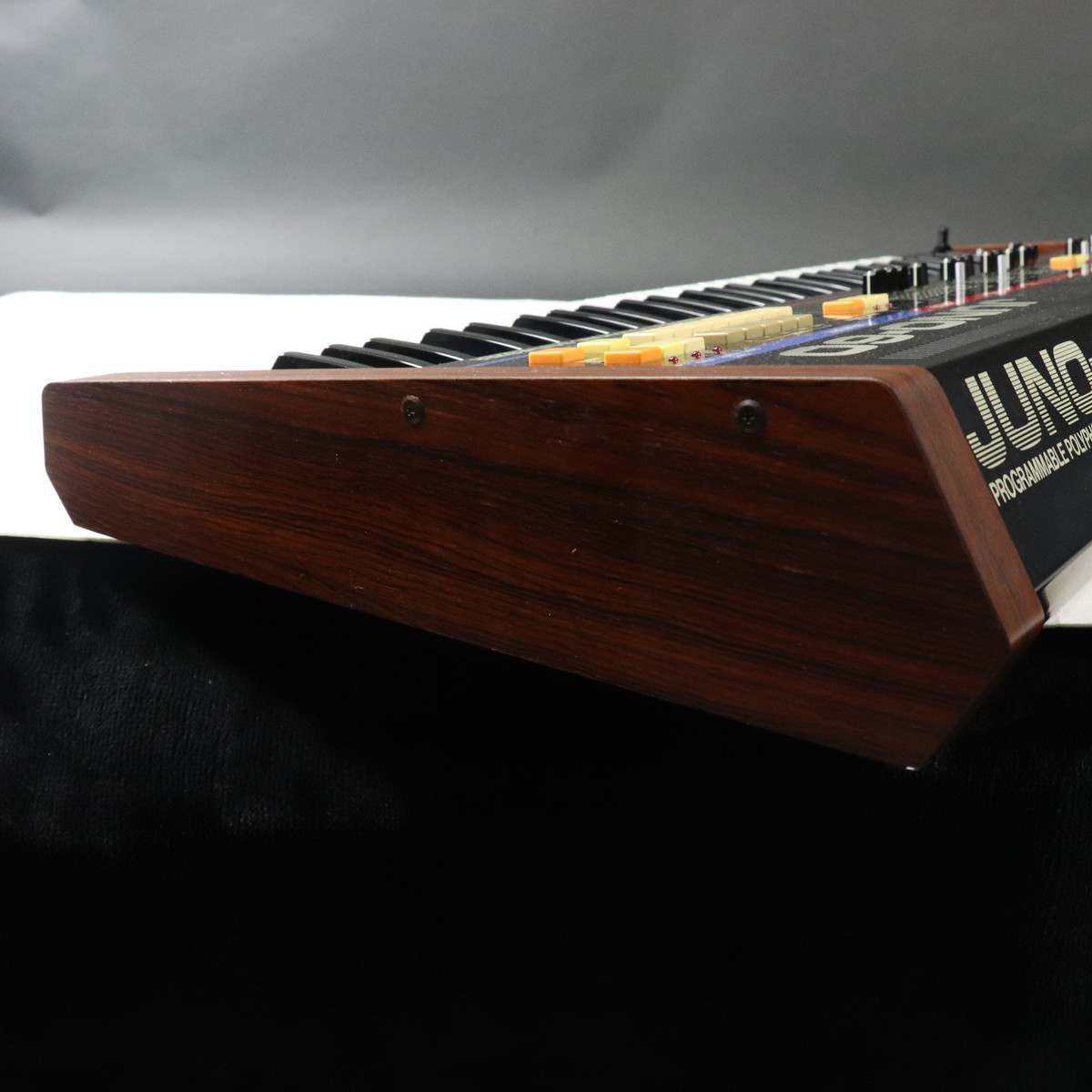 【希少】ROLAND JUNO-60　シンセサイザー　【中古品】 希少品] Roland JUNO-60 Polyphonic シンセサイザー - メルカリ