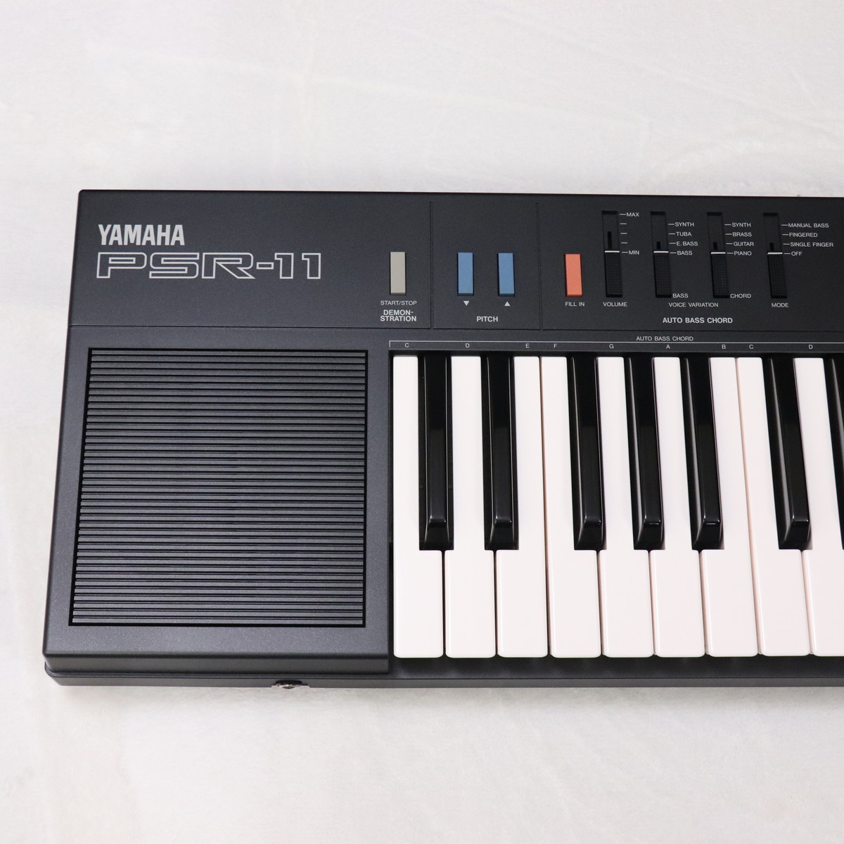 【動作品】YAMAHA レトロ シンセサイザー PSR-11 Yamaha PSR-11 1986 Vintage FM Synthesizer Keyboard - YouTube