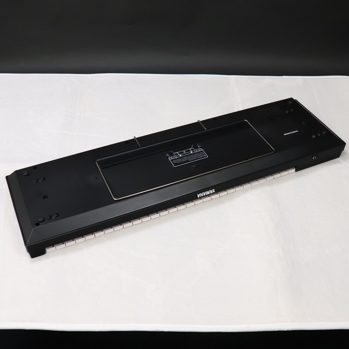 【動作品】YAMAHA レトロ シンセサイザー PSR-11 中古】YAMAHA / PSR-11 【梅田店】 | イシバシ楽器