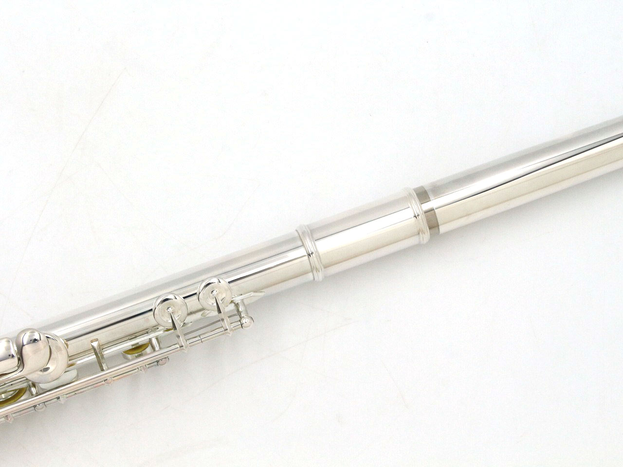 Pearl　フルート　PF-521E　Eメカ　オフセット　リッププレート銀製 612Ohhd31UL._UF350,350_QL80_.jpg