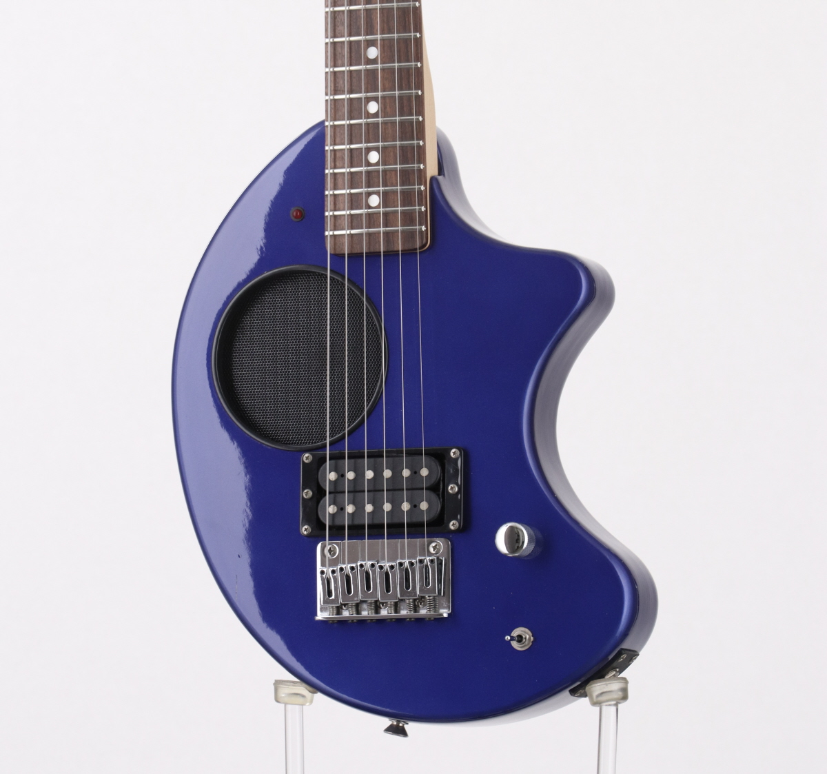 FERNANDES エレキギター ZO-3 青 ソフトケース付き FERNANDES ZO-3シリーズ アンプ内蔵エレクトリックギターZO-3