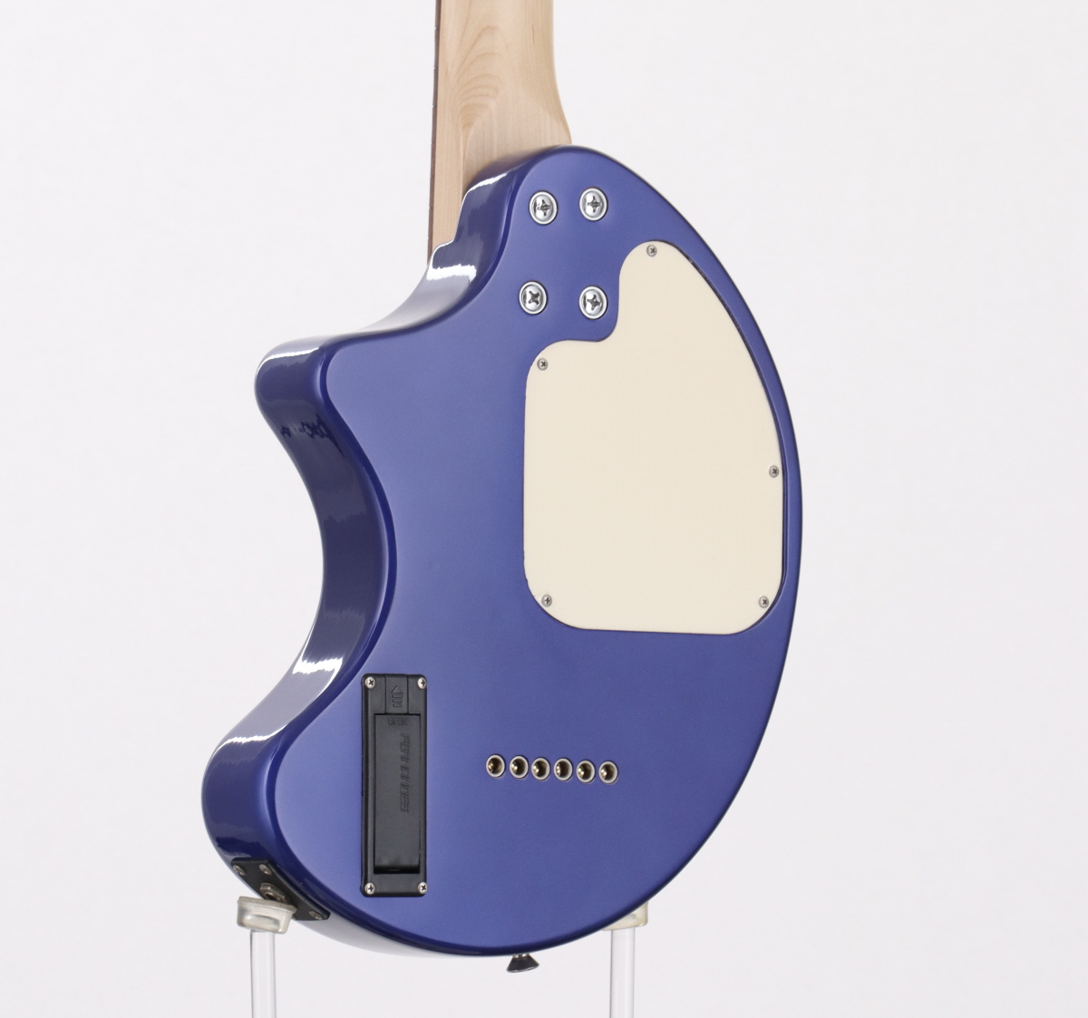 FERNANDES ZO-3 単三乾電池使用 レア品 FERNANDES ZO-3 Electric Guitar With Built-In Amplifier Japan