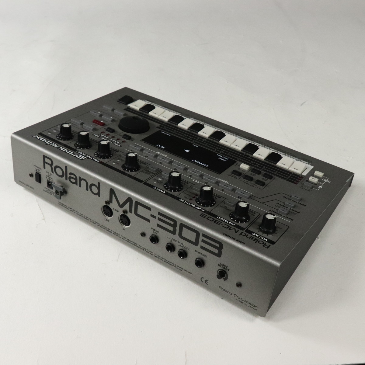 Roland ローランド MC-303 グルーヴボックス Roland MC-303 - Wikipedia