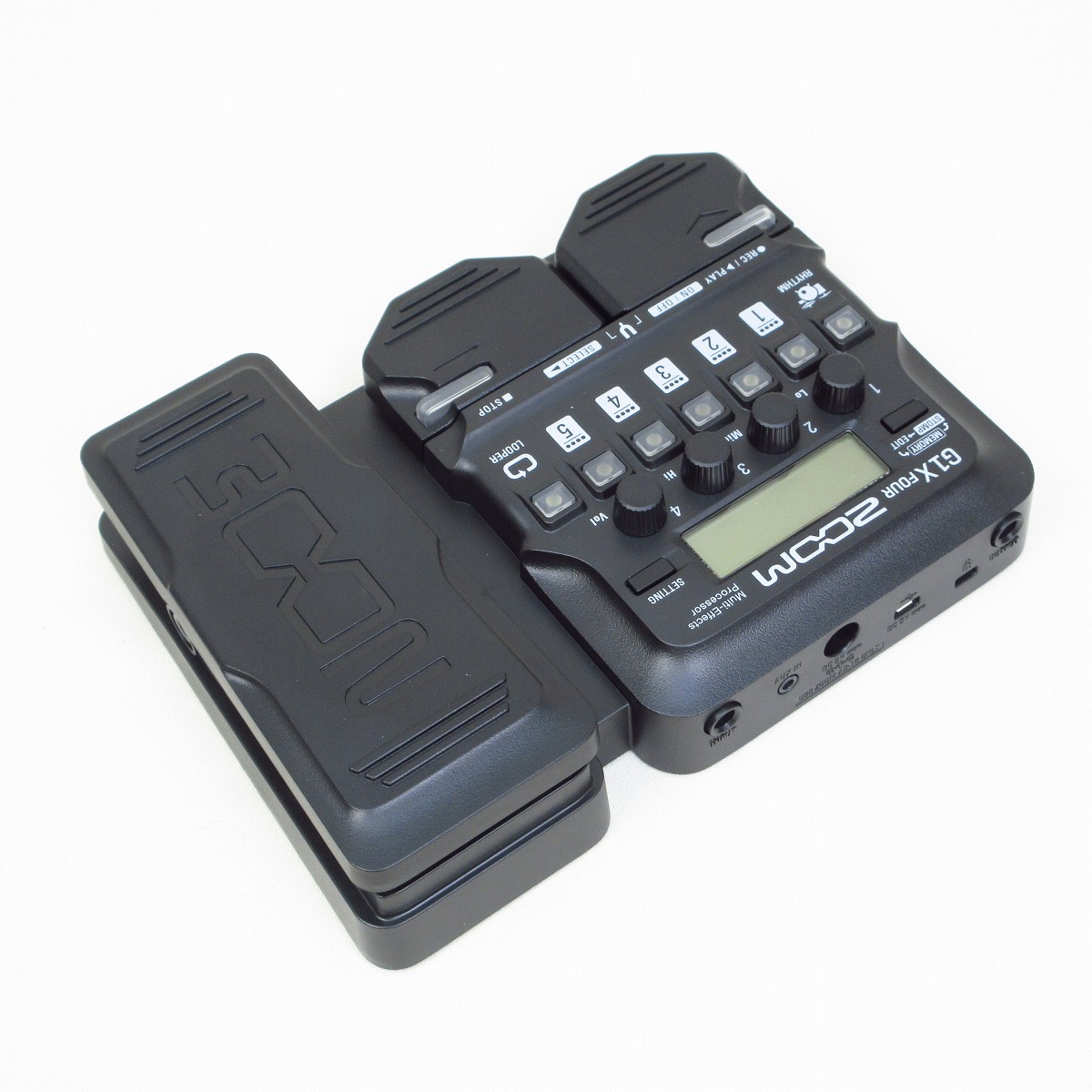数々の賞を受賞 中古】ZOOM マルチ Processor Multi-Effects Guitar Four G1X / ギター