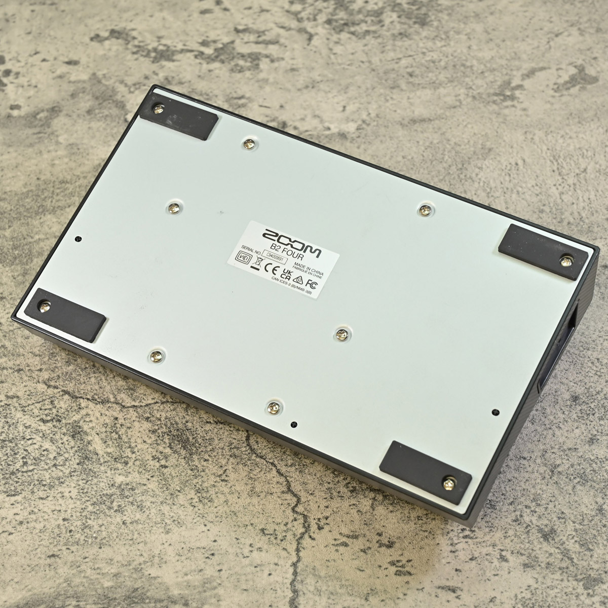 ZOOM B2 FOURマルチエフェクター中古美品 中古】 ZOOM / B2 Four 【御茶ノ水本店】 | イシバシ楽器
