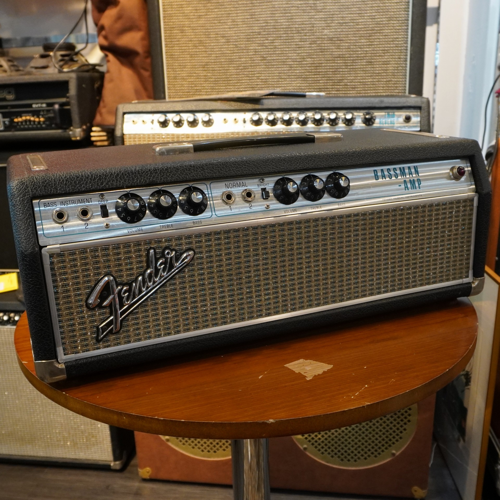 Vintage】Fender / BASSMAN-AMP Head Silver Face Drip Edge