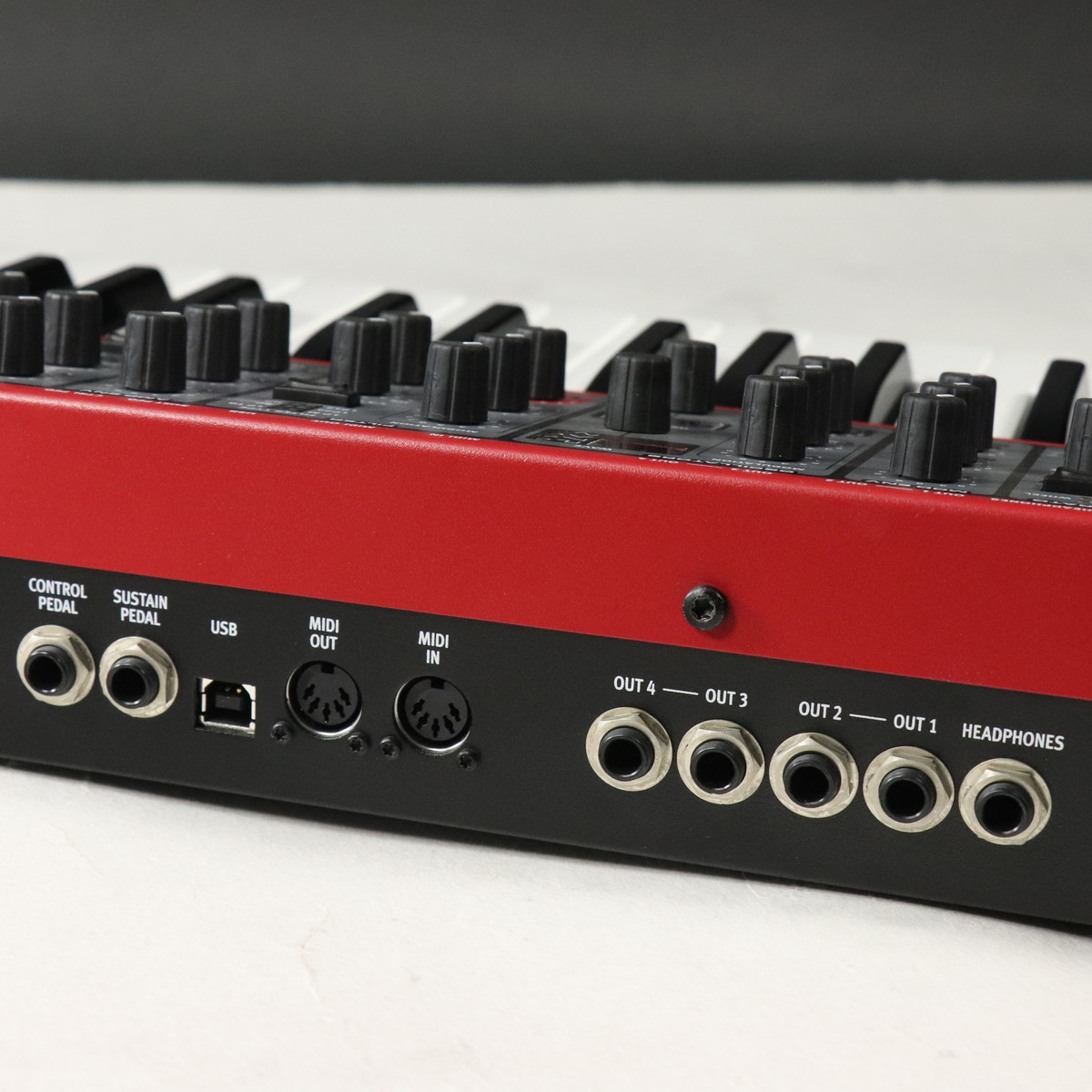 鍵盤楽器 Clavia Nord Lead 1 Clavia Nord Lead 1(1995-97) Retro Review and Tutorial - YouTube
