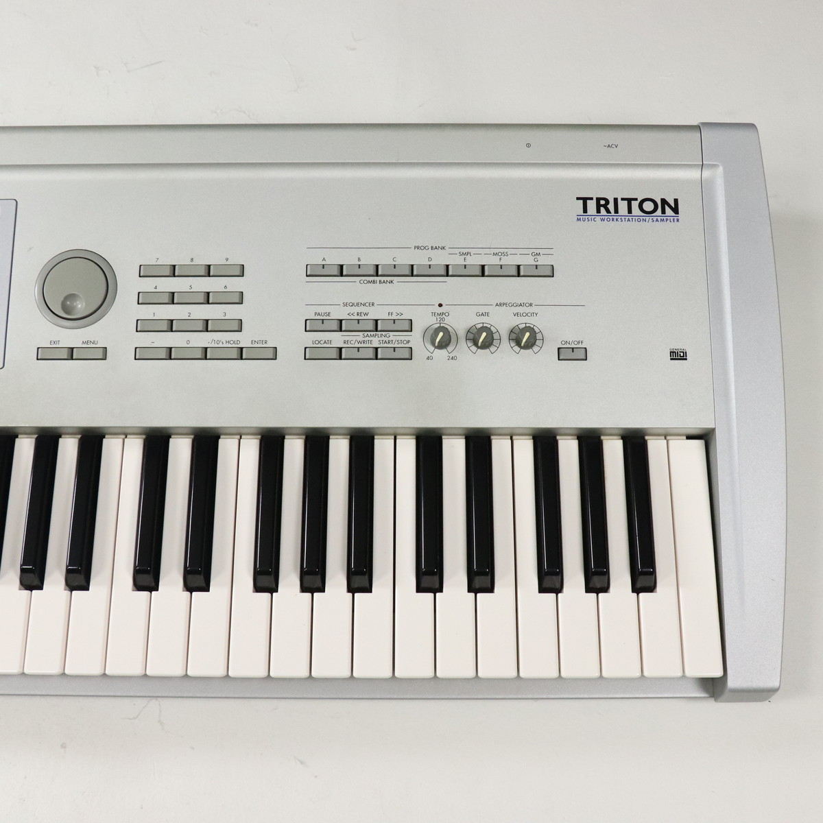 中古】KORG / TRITON 61 【梅田店】 | イシバシ楽器