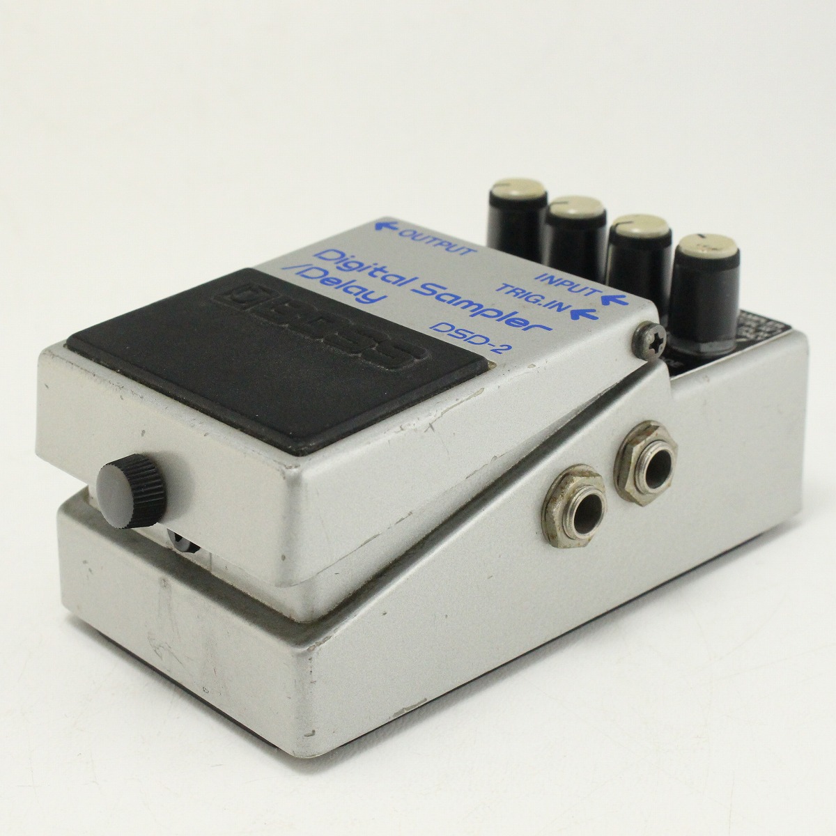 BOSS DSD-2 デジタルサンプラー/ディレイ BOSS DSD-2 ボスのレア機種の一つ、DSD-2デジタルサンプラー