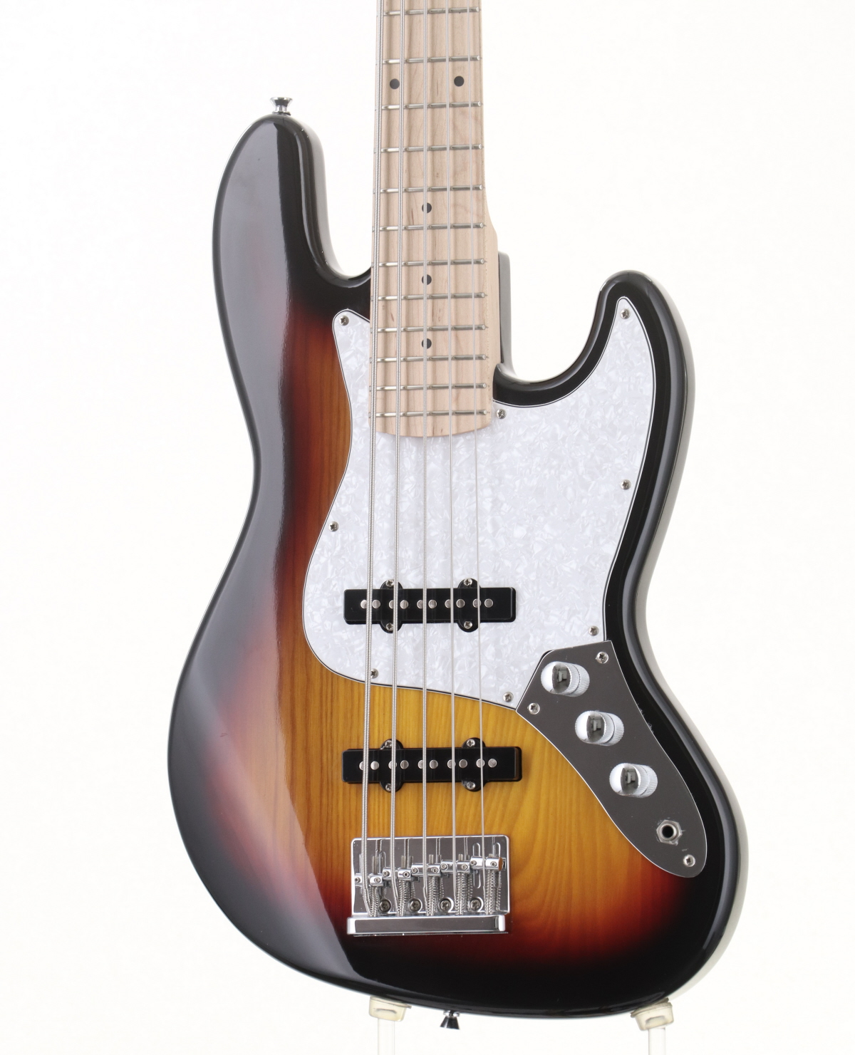 (美品) woofy basses Cavalier 5 5弦ベース 中古】woofy basses / ONE Series Cavalier 5 BLK【名古屋栄店