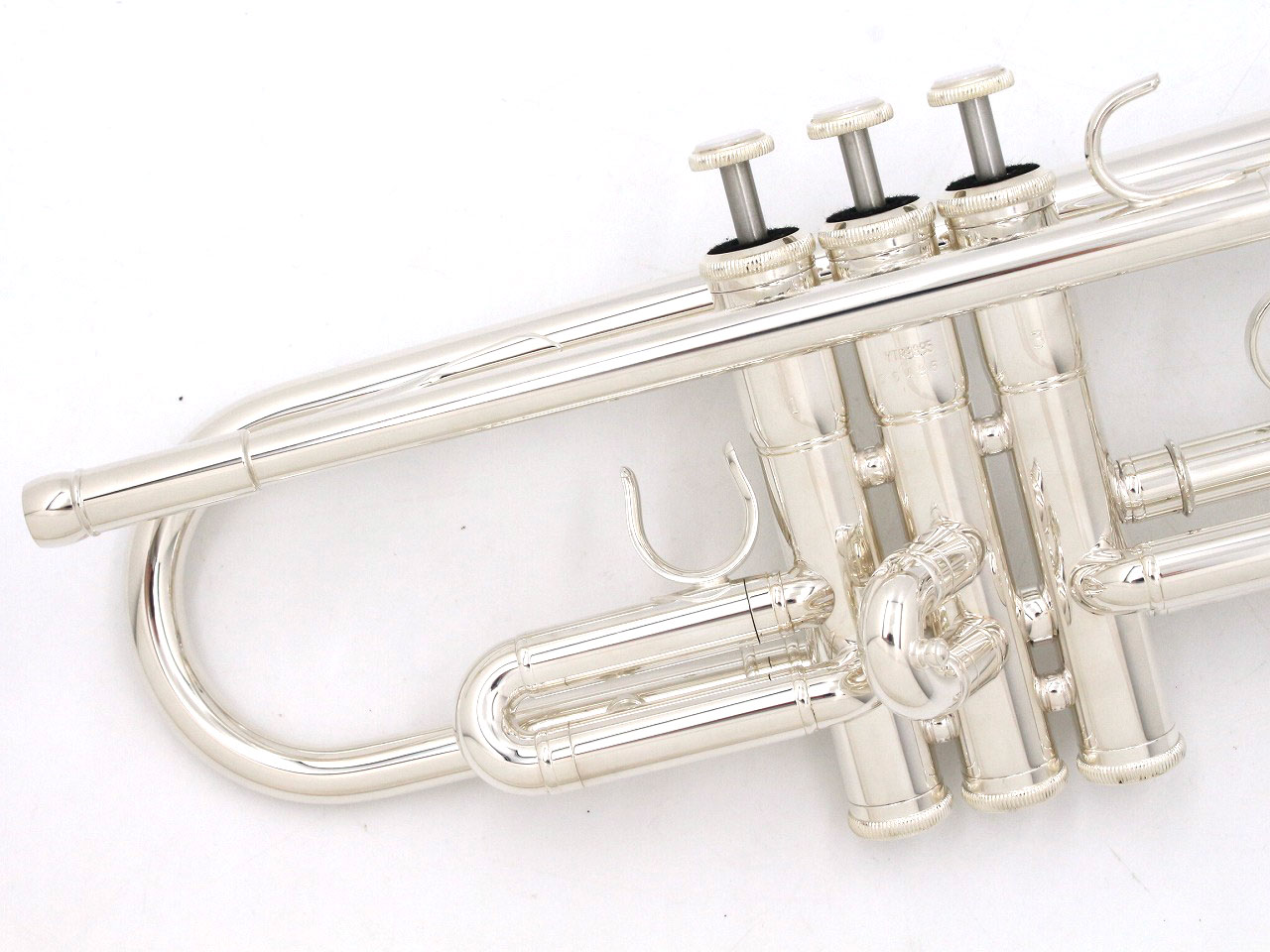 トランペット YAMAHA YTR-3335S 使用少ない中古品 中古】YAMAHA / トランペット YTR-3335S 銀メッキ仕上 リバース