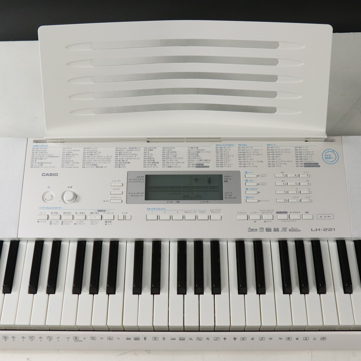 中古】CASIO / LK-221 61鍵 光ナビゲーションキーボード 【梅田