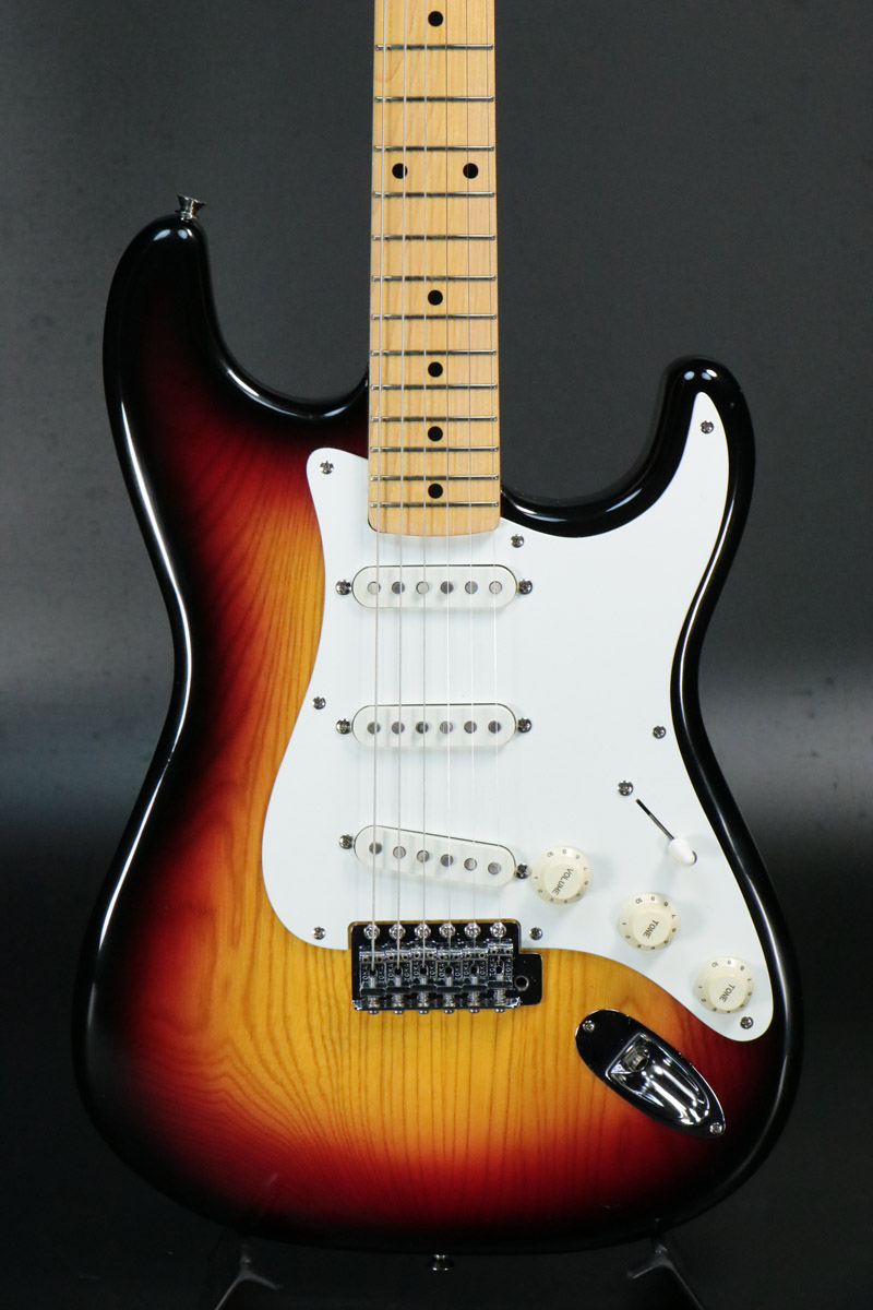 1980年製 Tokai ST-60 純正ハードケース付属 ホワイト トーカイ 1980年製 Tokai ST-60 純正ハードケース付属 ホワイト トーカイ