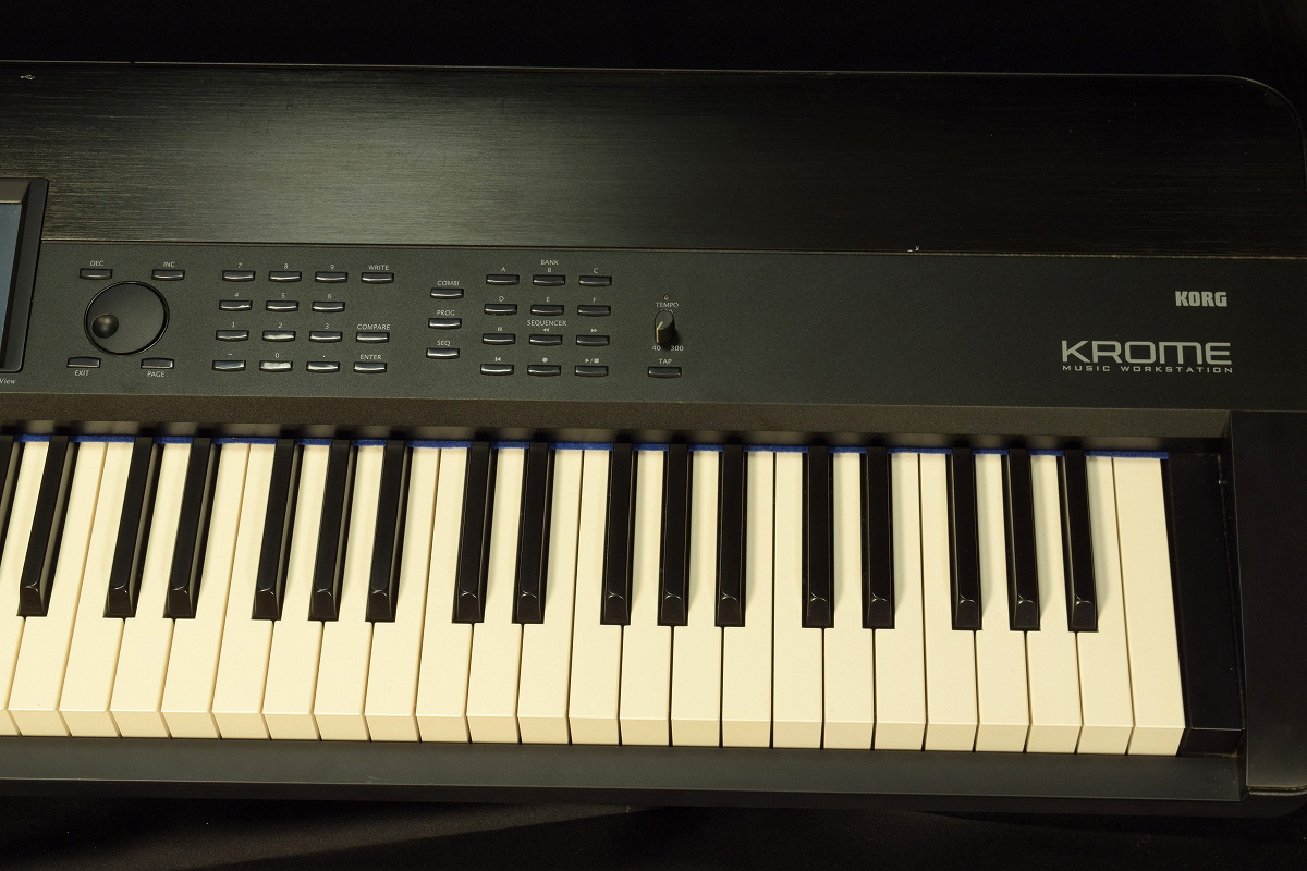 ジャンク扱い　KORG KROME 88 シンセサイザー 88鍵 Amazon.co.jp: KORG キーボードシンセサイザー KROME-88