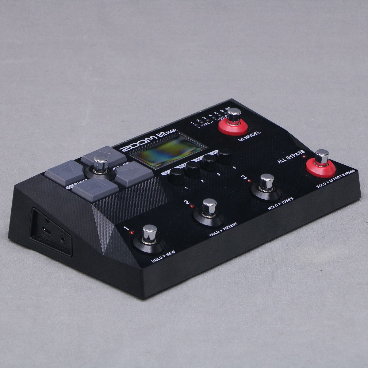 ［値下げ］中古美品 ZOOM B2 FOUR ZOOM B2 FOUR（中古）【楽器検索デジマート】