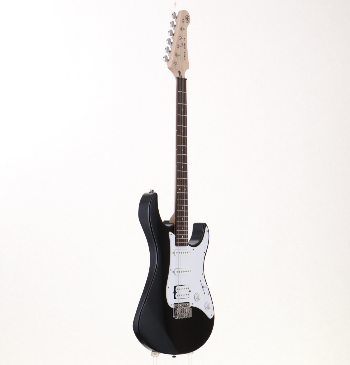 ヤマハ YAMAHA Pacifica パシフィカ 黒 PAC012 Amazon | YAMAHA PACIFICA012 ブラック エレキギター 初心者