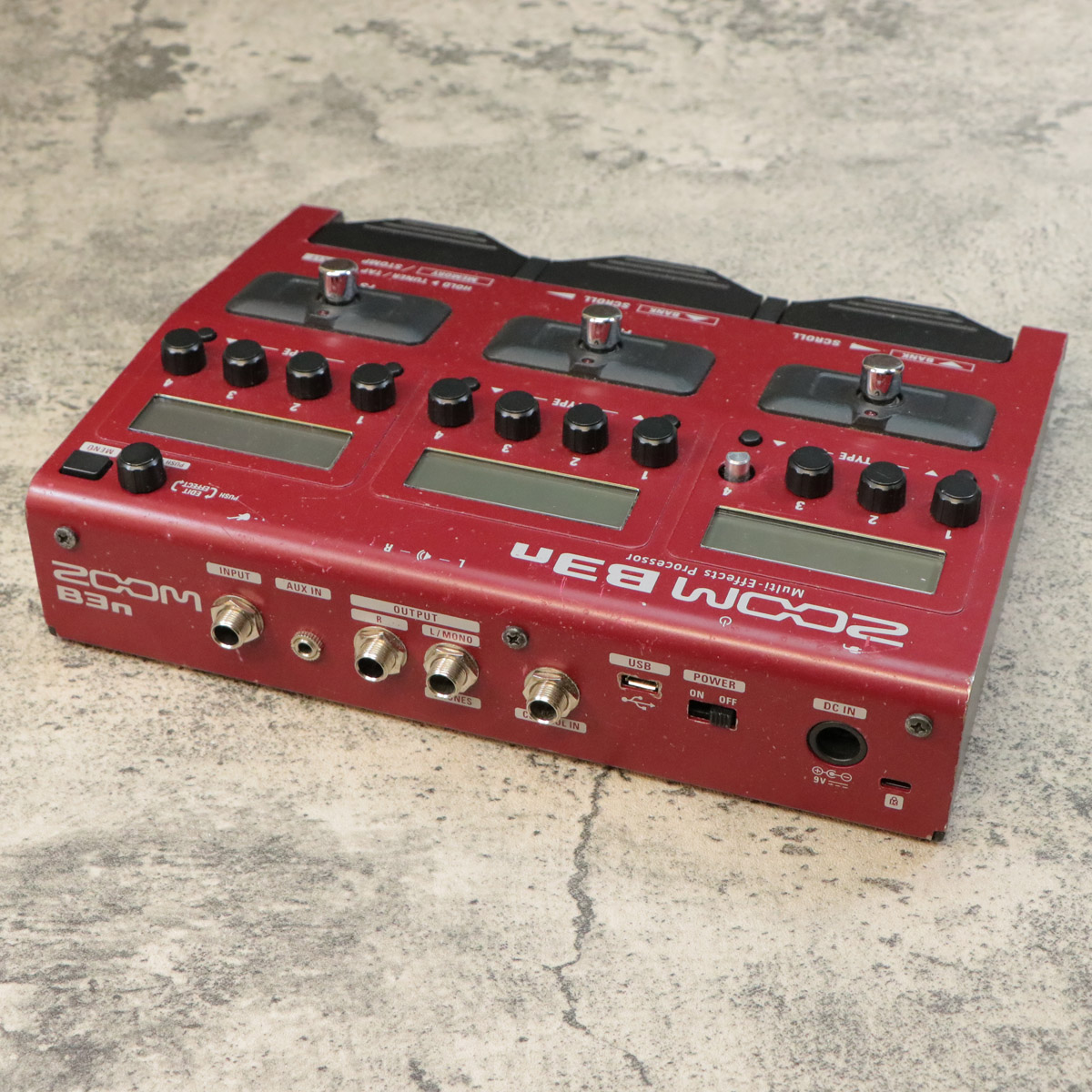 ZOOM B3n Multi-Effects Processor ベースマルチ Zoom B3n Bass Multi-effects Processor Reviews | Sweetwater