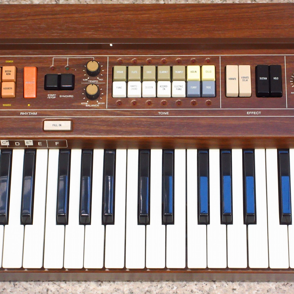 CASIO Casiotone 401 電子ピアノ 独特なウォーミーなサウンドを奏でるアナログキーボード