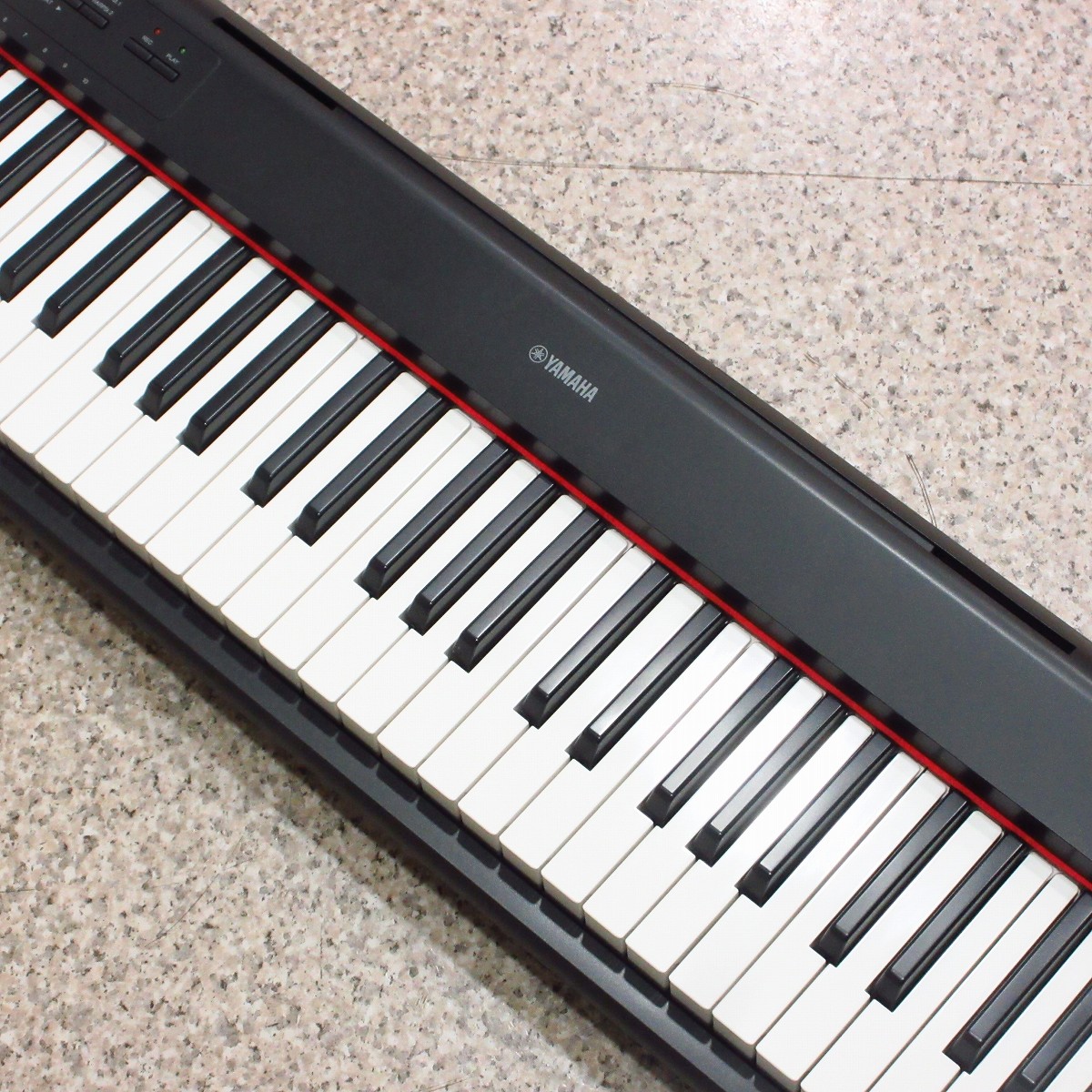 中古】YAMAHA / NP-12B / Piaggero シンプルな61鍵キーボード