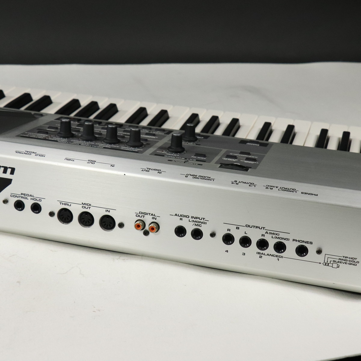 Roland Fantom X7 SRX-04付属※ジャンク扱い Roland Fantom X7