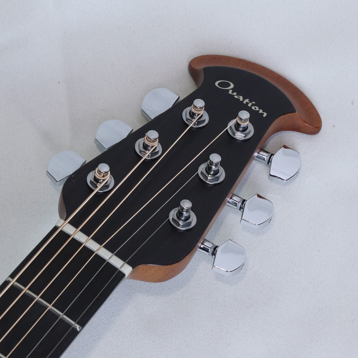 中古】Ovation / Celebrity Elite CE44-RBB Reverse Blue Burst