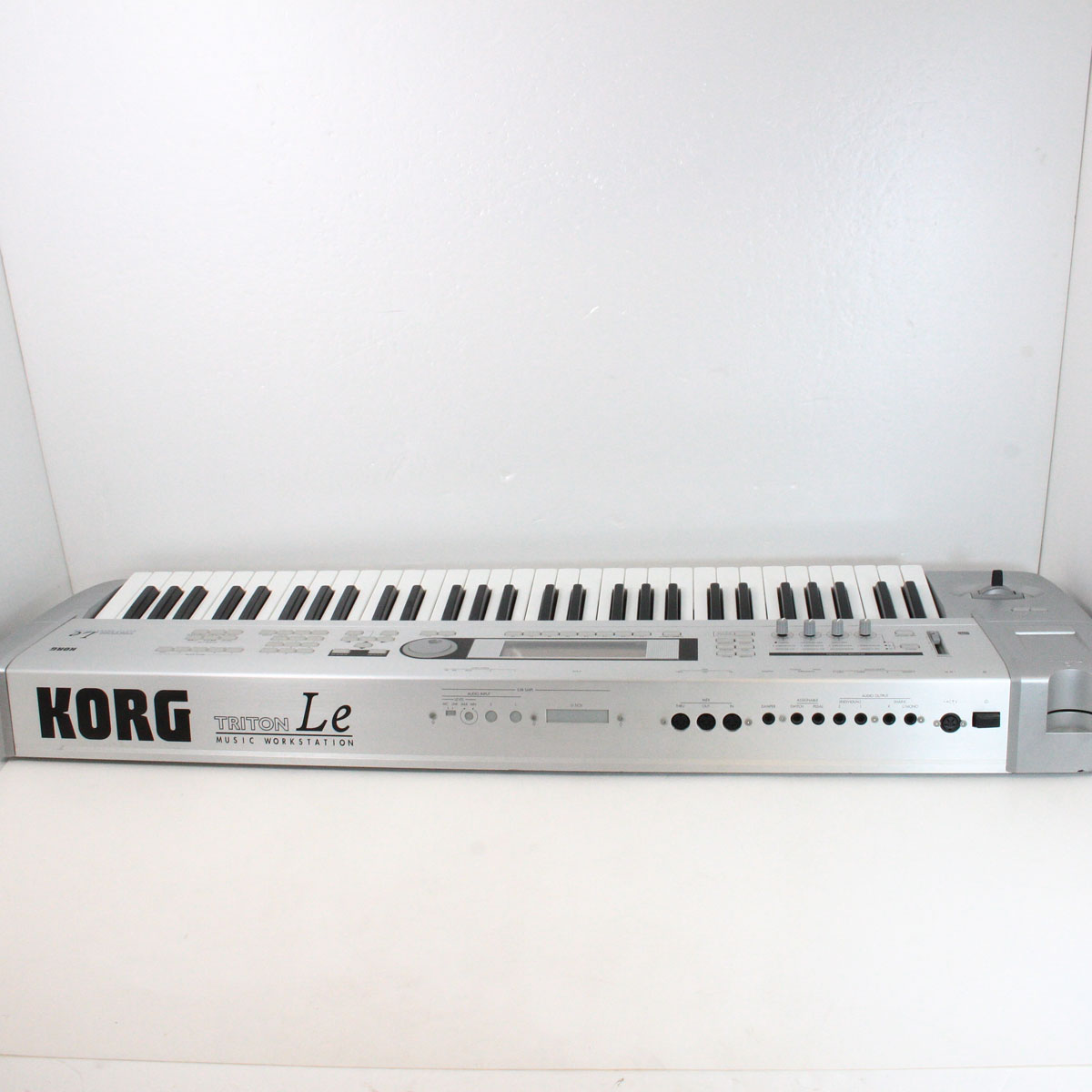 【美品】KORG TRITON LE61 シンセサイザー Yahoo!オークション - 名機 KORG コルグ TRITON LE 61鍵盤