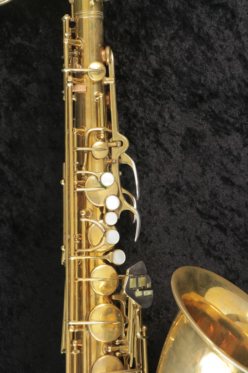 Buescher Tenor 中古 テナーサックス 25万番 1930年製 Buescher Tenor 中古 テナーサックス 25万番 1930年製 管楽器
