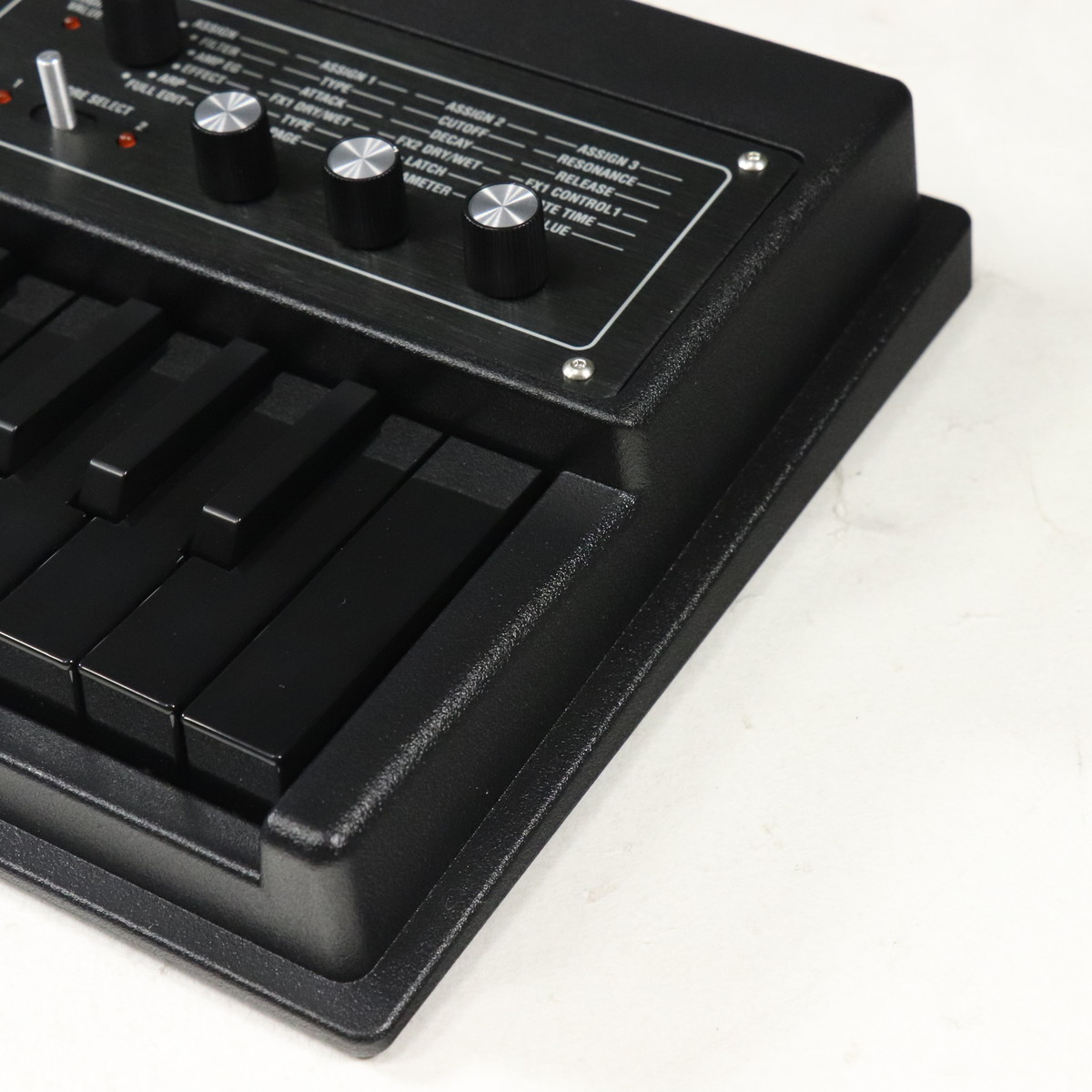 美品 希少限定カラー　KORG microKORG XL+ BKBK Amazon.co.jp: KORG(コルグ) シンセサイザー microKORG 2 限定