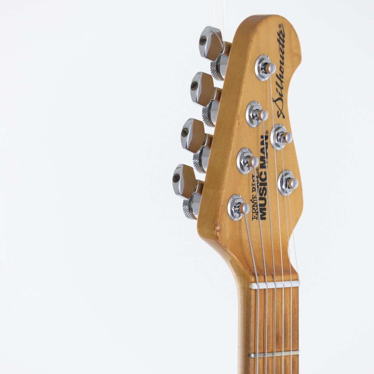 中古】MUSIC MAN / Silhouette Ash Body 1998年製 White