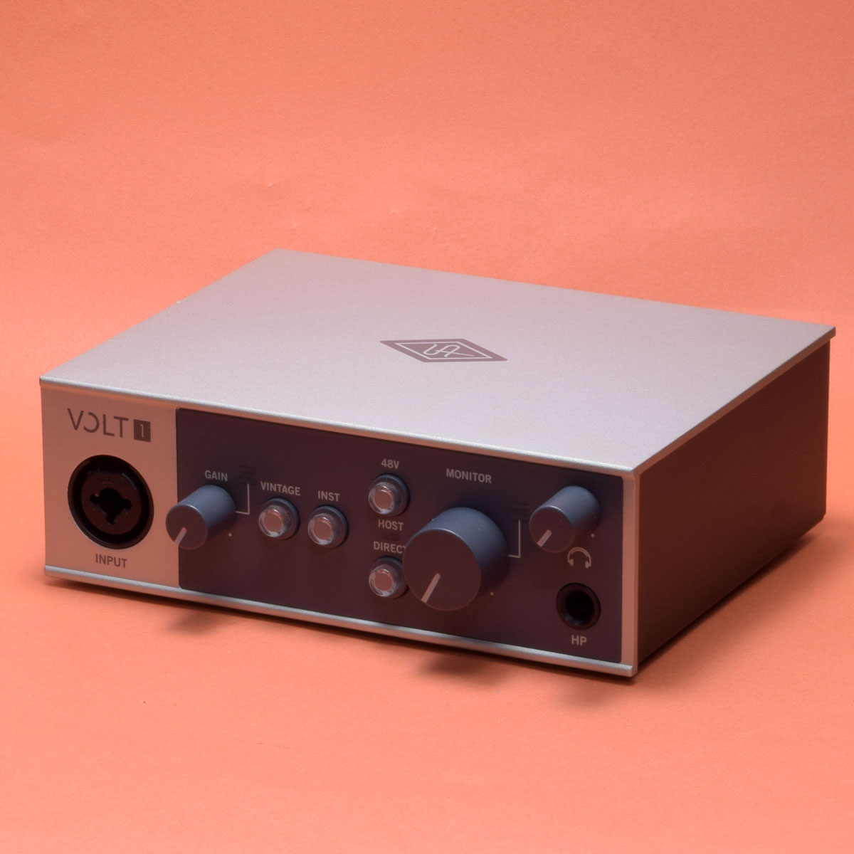 UNIVERSAL AUDIO volt1 未使用品 Amazon.com: Universal Audio Volt 1 USB Recording Studio