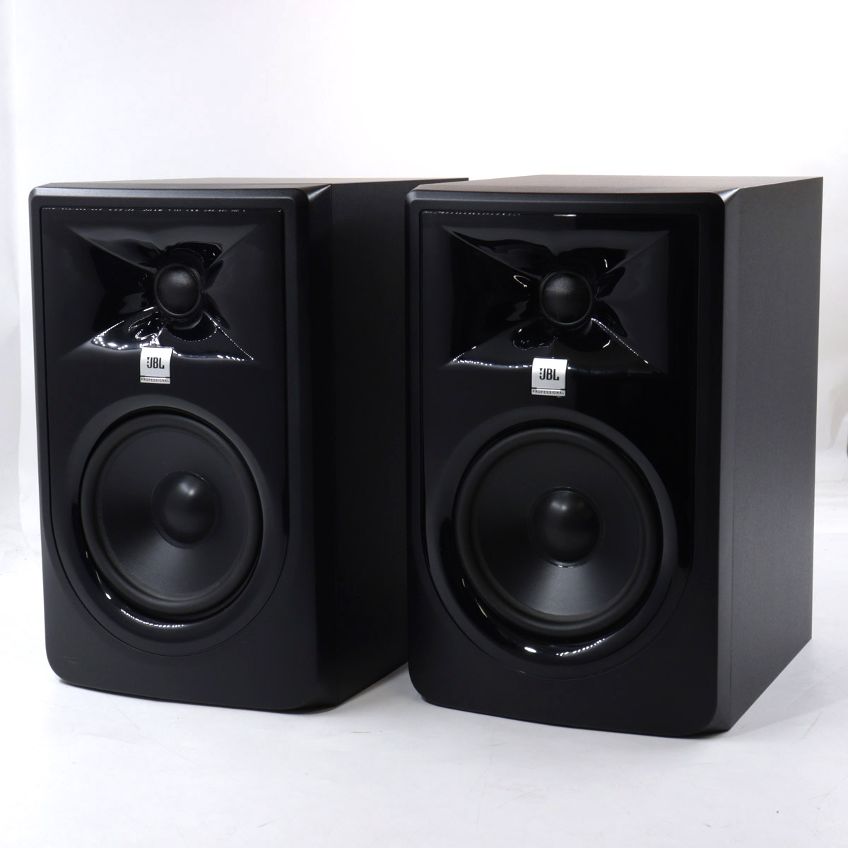 新品未開封JBL 305p MkII JBL 305P MkII | パワード12.7 cm（5インチ）双方向スタジオモニター