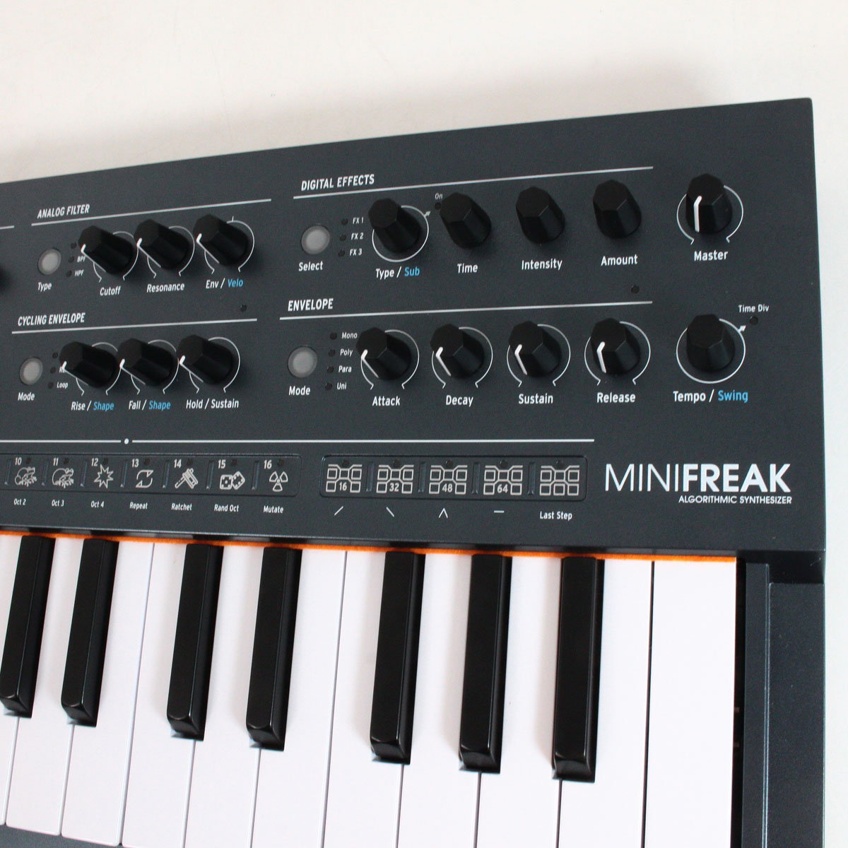 ARTURIA MINIFREAK 動作品です。 製品レビュー】ARTURIA MiniFreak | Filter（フィルター）