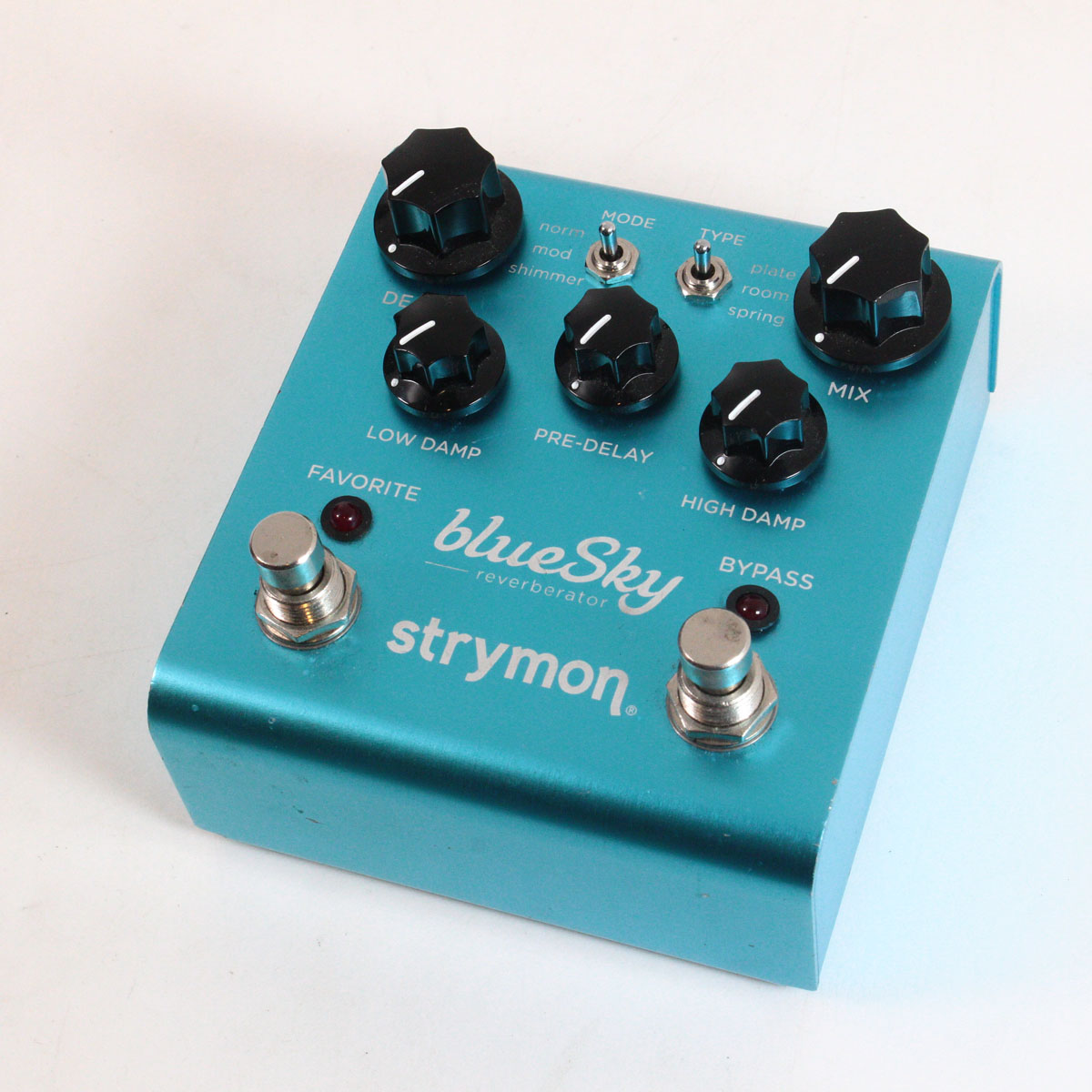 strymon bluesky 限定カラー（中古）お値引き中 strymon bluesky 限定カラー（中古）お値引き中