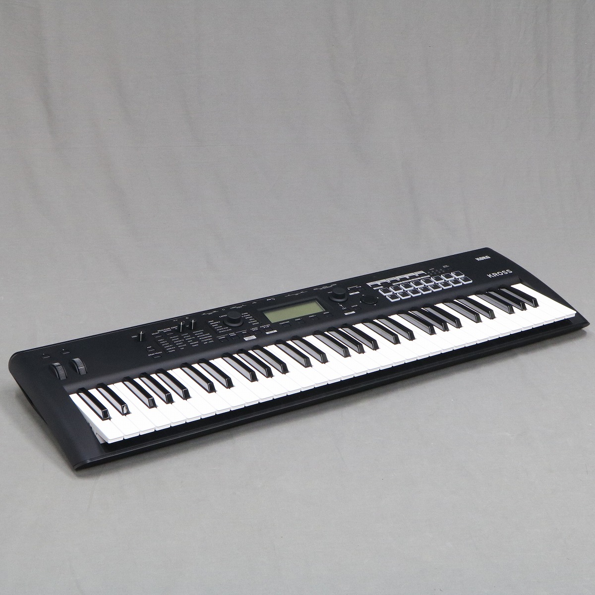 美品KORG KROSS2黒 61鍵 シンセサイザー＋付属品一式 美品KORG KROSS2黒 61鍵 シンセサイザー＋付属品5点セット
