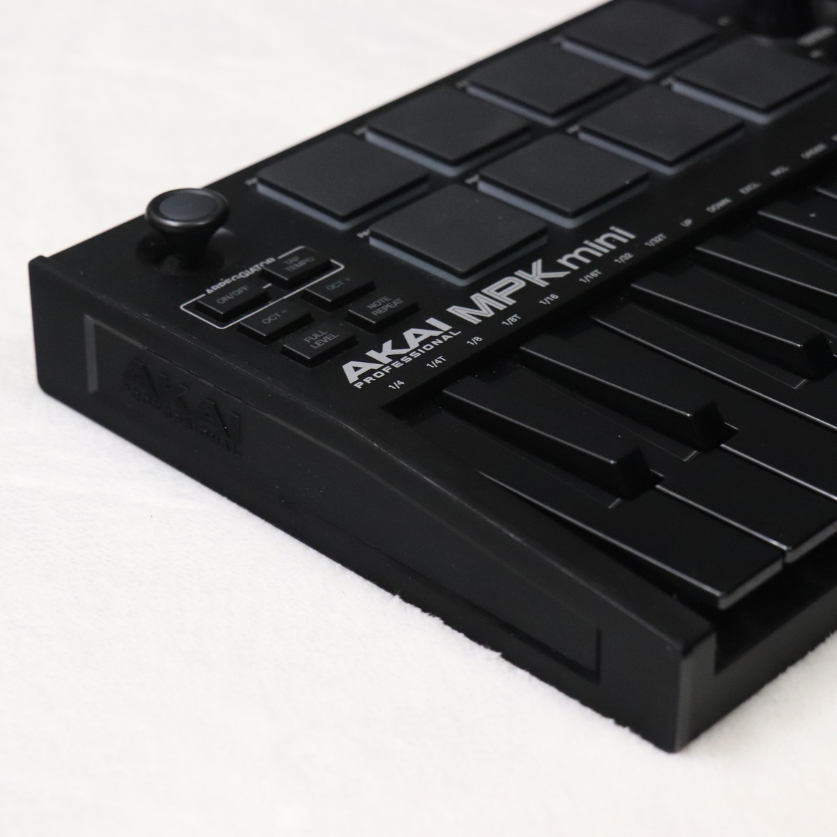 中古】AKAI / MPK mini special edition black 【梅田店