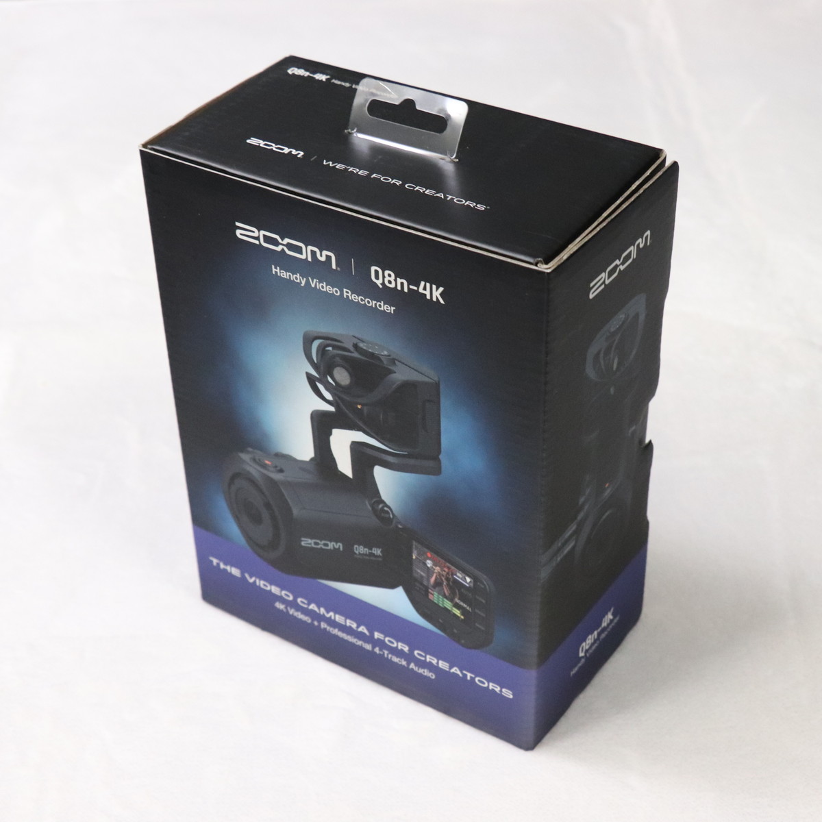 【未使用に近い】ハンディビデオカメラZOOM Q8n-4K 箱・付属品あり ZOOM ” Q8n-4K ” | 4K対応の高音質な動画撮影とライブ配信が手軽