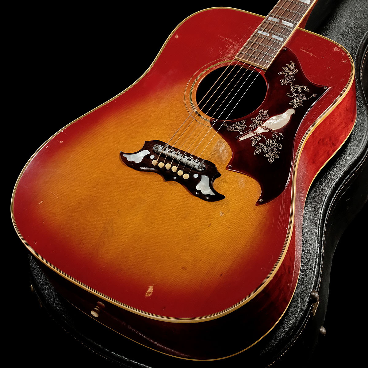 美品 激鳴り！ ジャパンビンテージ DOVE Wピックアップ付エレアコ 中古】GIBSON / 1968年製 Dove Cherry Sunburst 【渋谷店