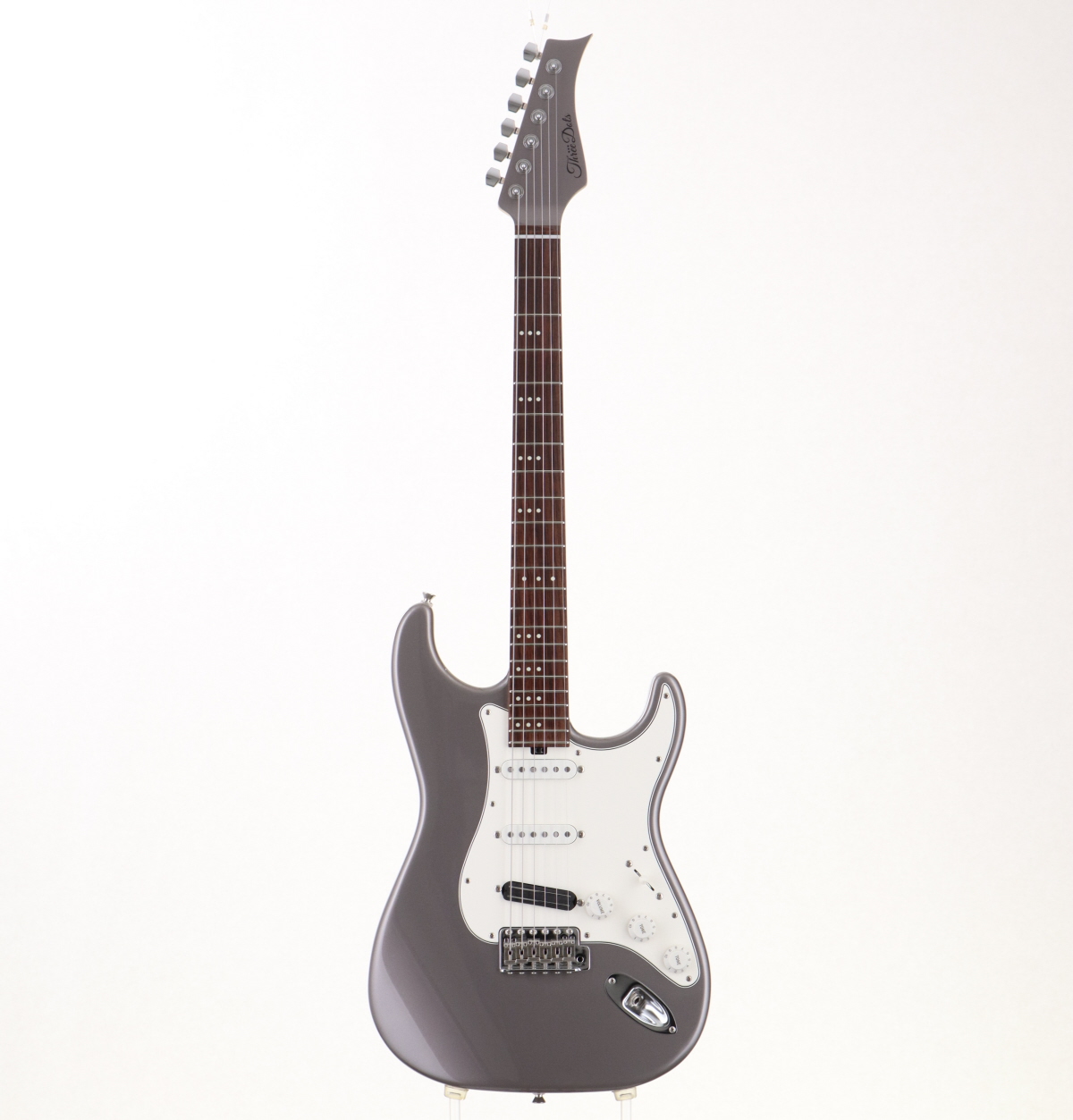 Three Dots Guitars ストラトモデル/Dolphine Gray Three Dots Guitars ストラトモデル/Dolphine Gray Three Dots