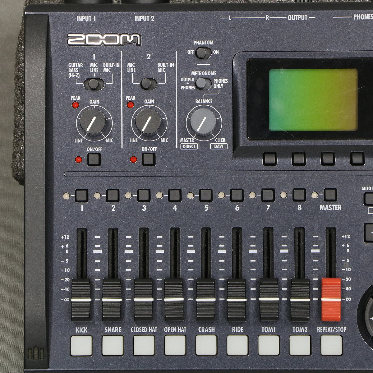 ZOOM R8 レコーダー・インターフェース・コントローラー(中古品) 中古】ZOOM / R8 【梅田店】 | イシバシ楽器