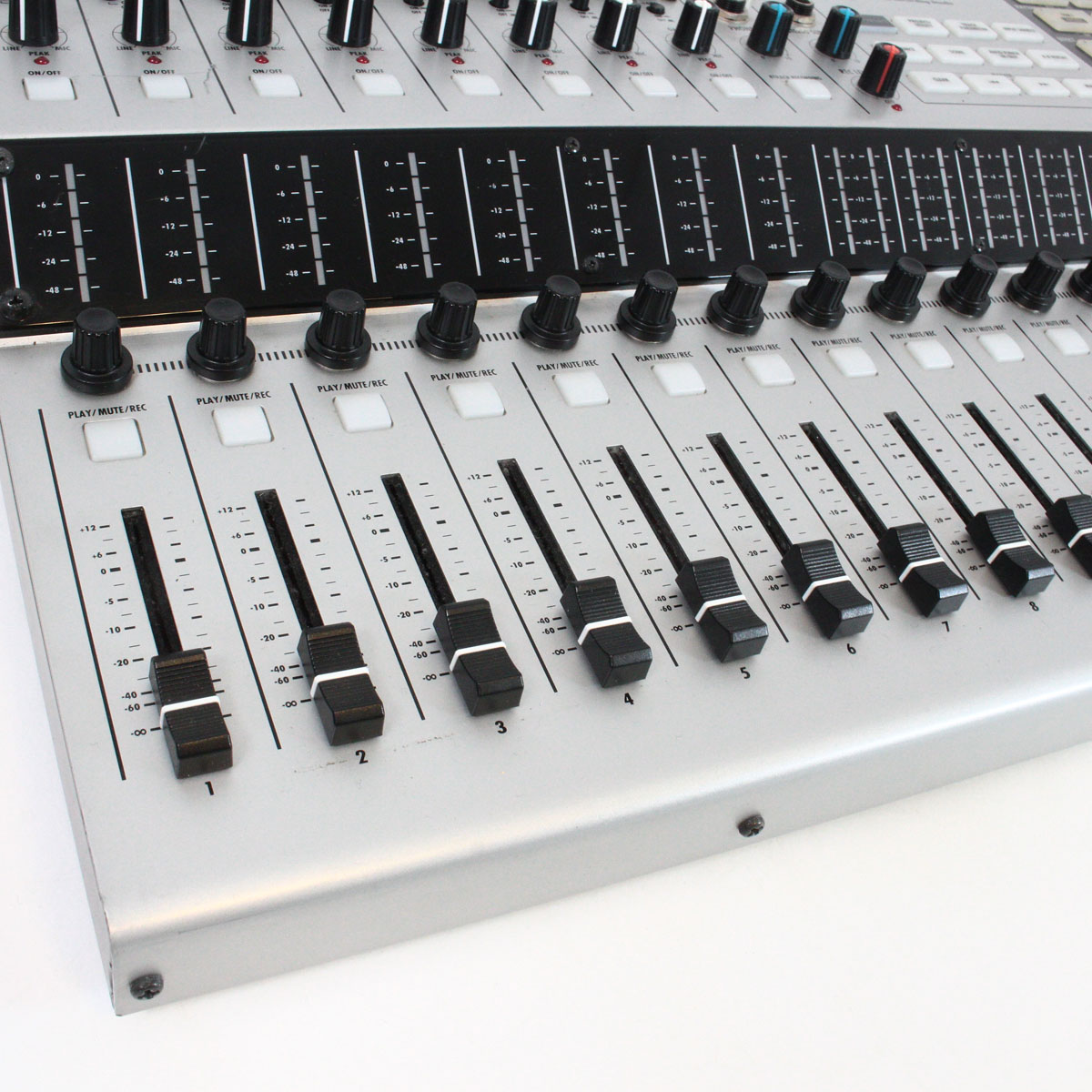 中古】 ZOOM / HD16CD / Hard Disc Recording Studio 【渋谷店