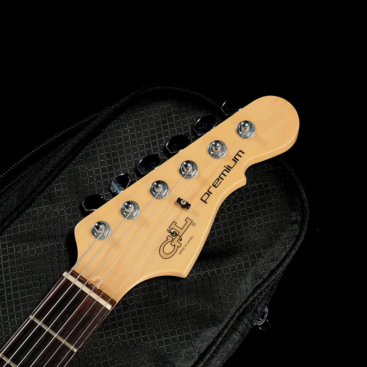 中古】G&L / S-500 Premium White 【渋谷店】 | イシバシ楽器