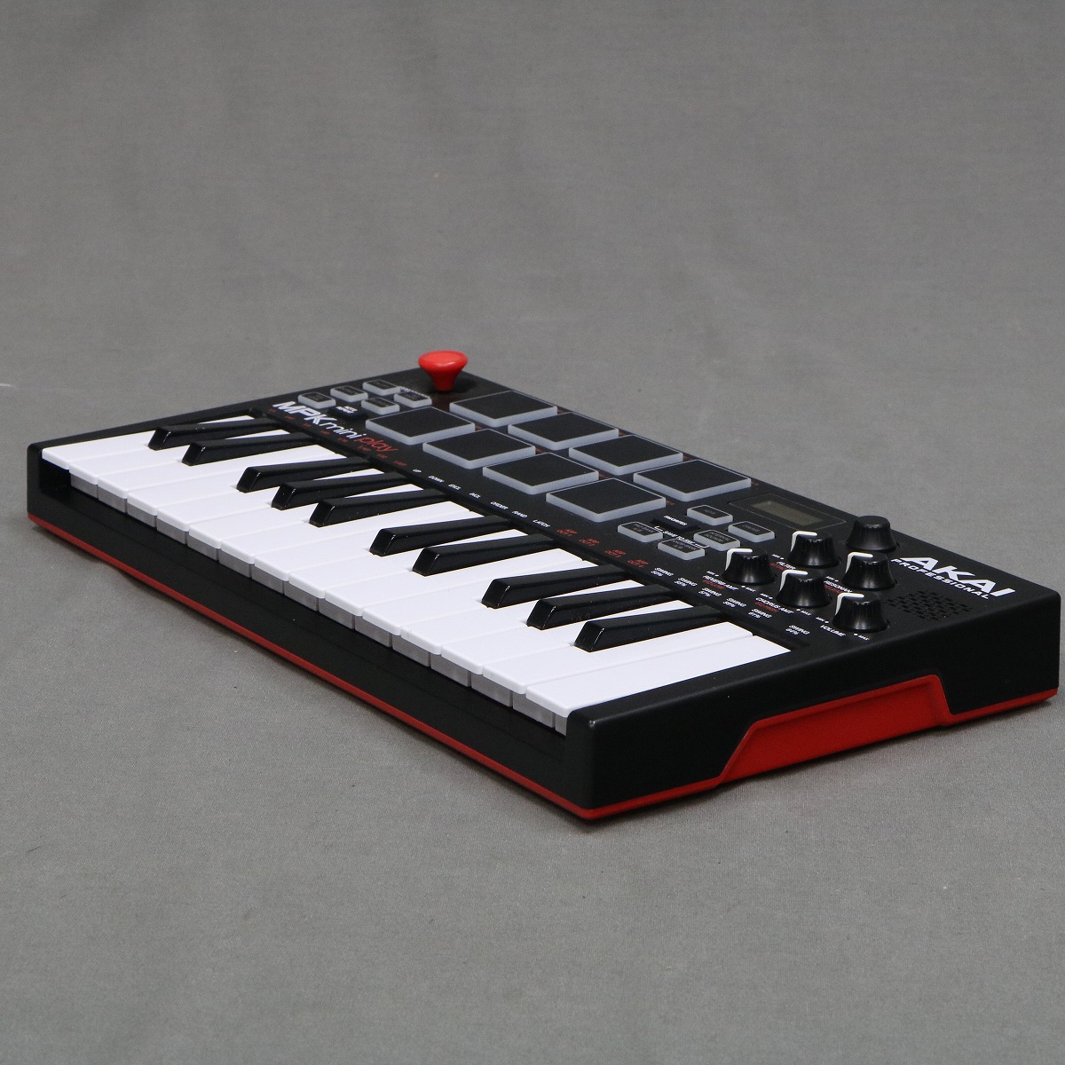 ＜AKAI MPK mini play＞中古 Akai MPK Mini Play MKIII Portable 25-Key MIDI Controller