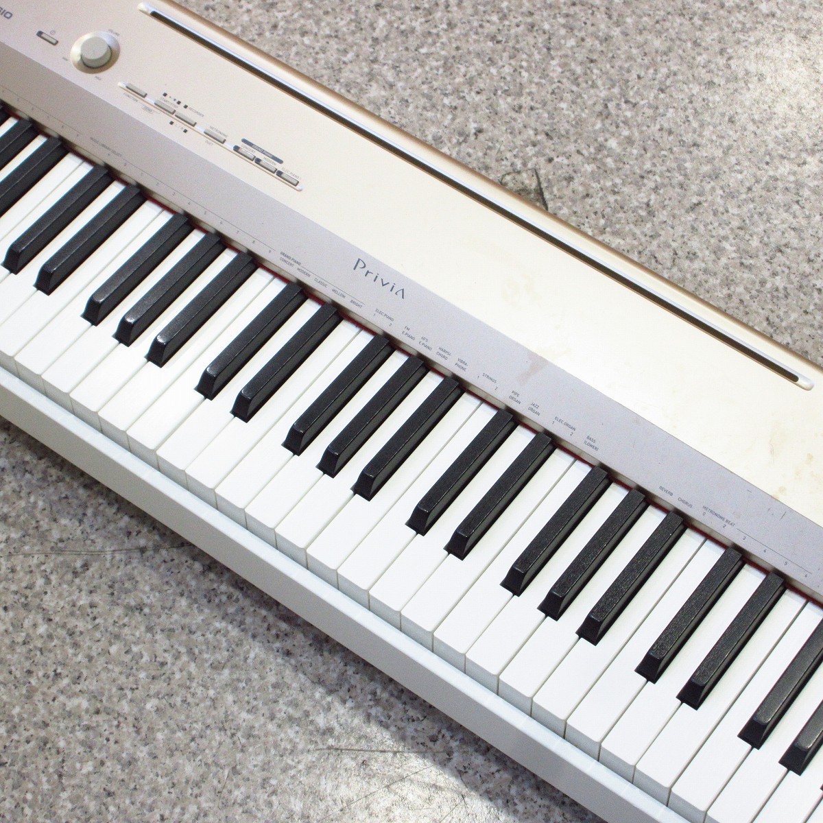 電子ピアノ　CASIO PX-160GD シャンパンゴールド（※スタンド無し） CASIO電子ピアノ Privia PX-160GD シャンパンゴールド