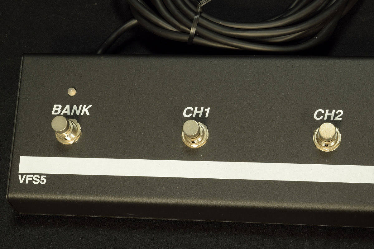 Vox VF5S フットスイッチ Amazon.com: VOX VFS5 VT-Series 5-Button Footswitch : Musical