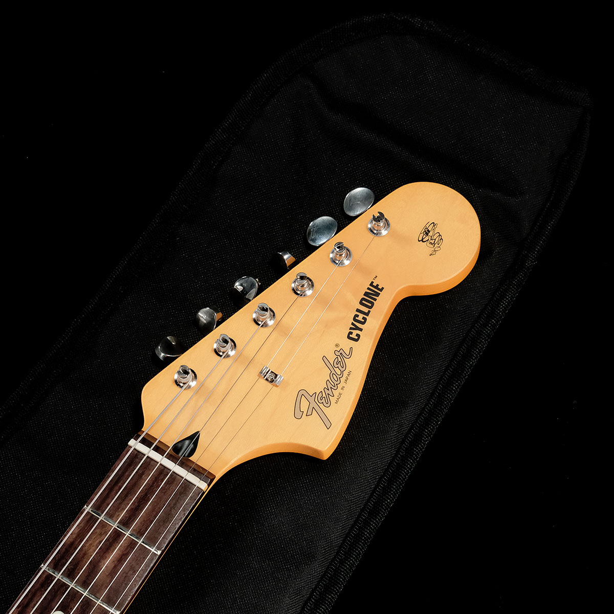 中古】Fender / Made in Japn Limited Cyclone 3-Tone Sunburst