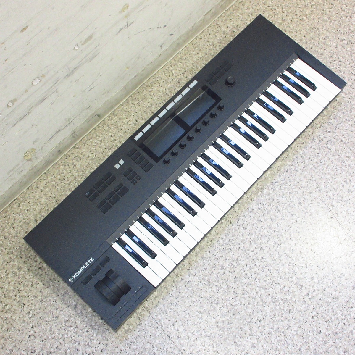 【箱付き美品】NI KOMPLETE KONTROL S49 MK2 Native Instruments (NI) 【1台限定展示品大特価！】KOMPLETE