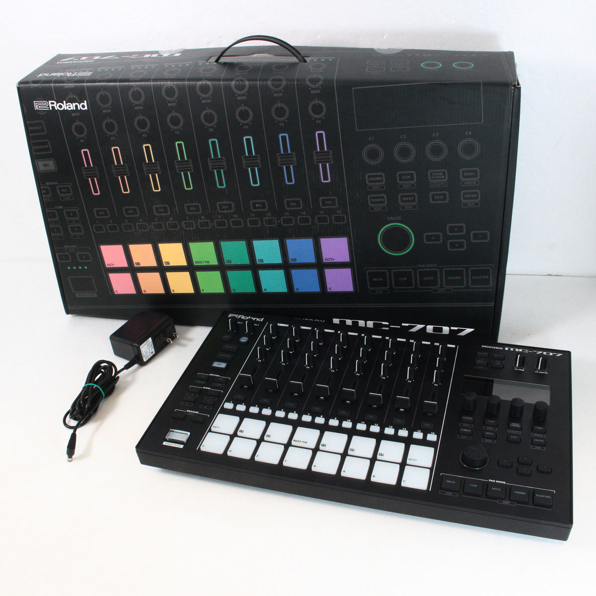 ROLAND MC707 GrooveBox 未使用 箱無し ROLAND MC707 GrooveBox 未使用 箱無し ROLAND MC707 GrooveBox