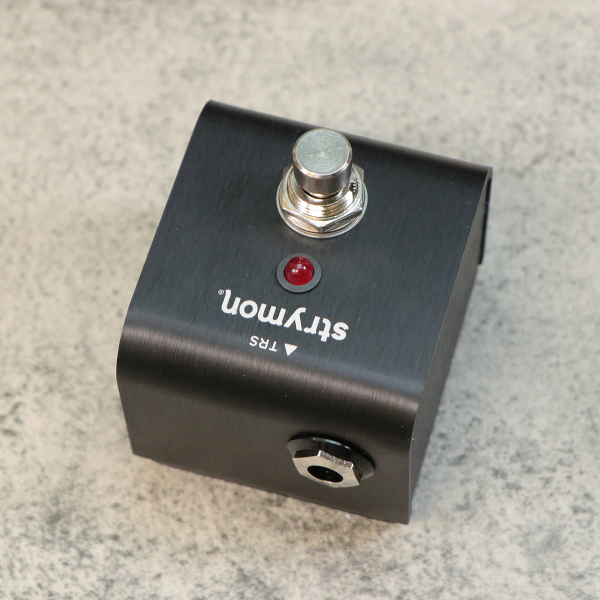 Strymon MINI switch 未使用 中古】Strymon / MINI switch フットスイッチ【名古屋栄店