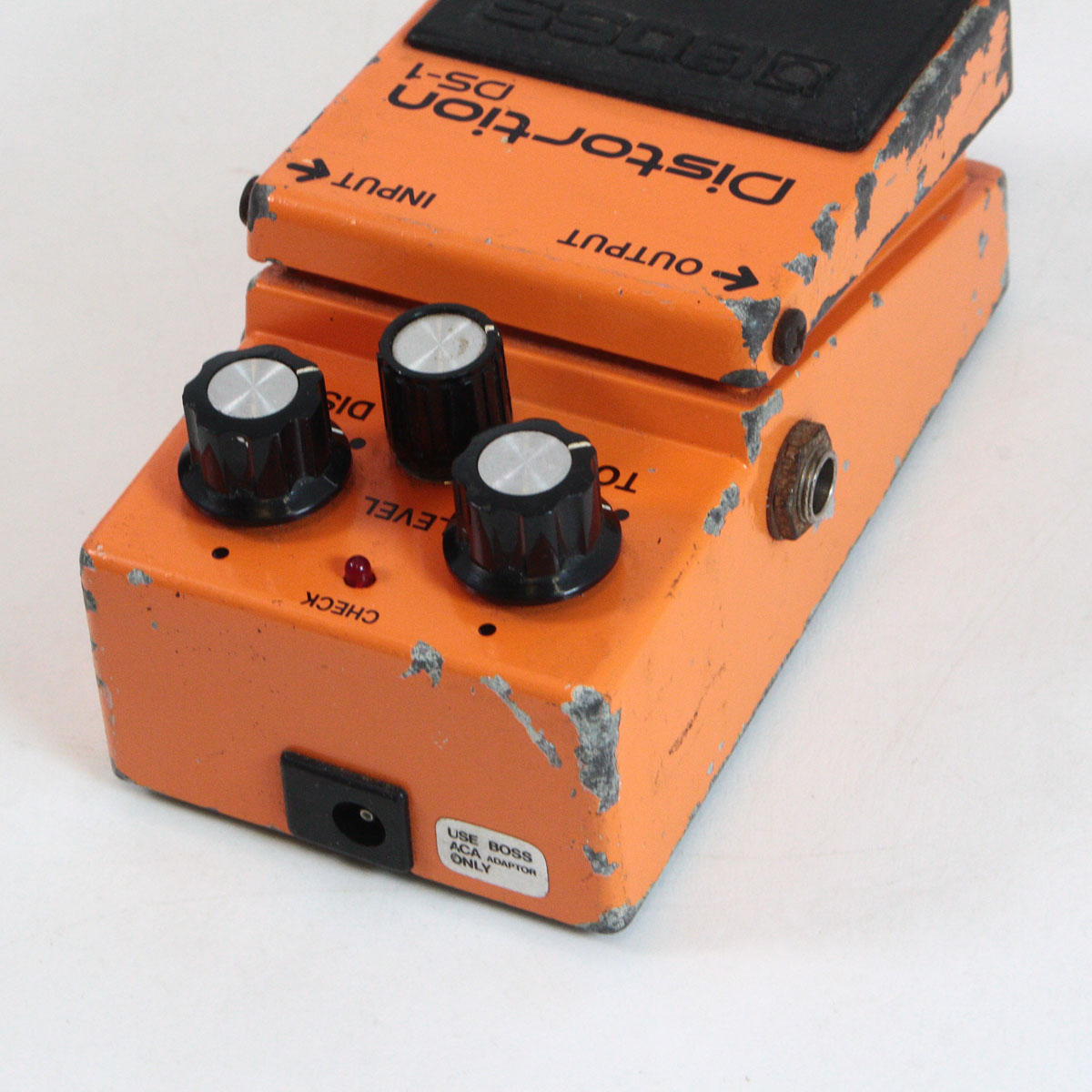 BOSS Distortion DS-1 オレンジ 箱あり 説明書付き 中古品 中古品》 BOSS DS-1 Distortion: エフェクター｜三木楽器公式